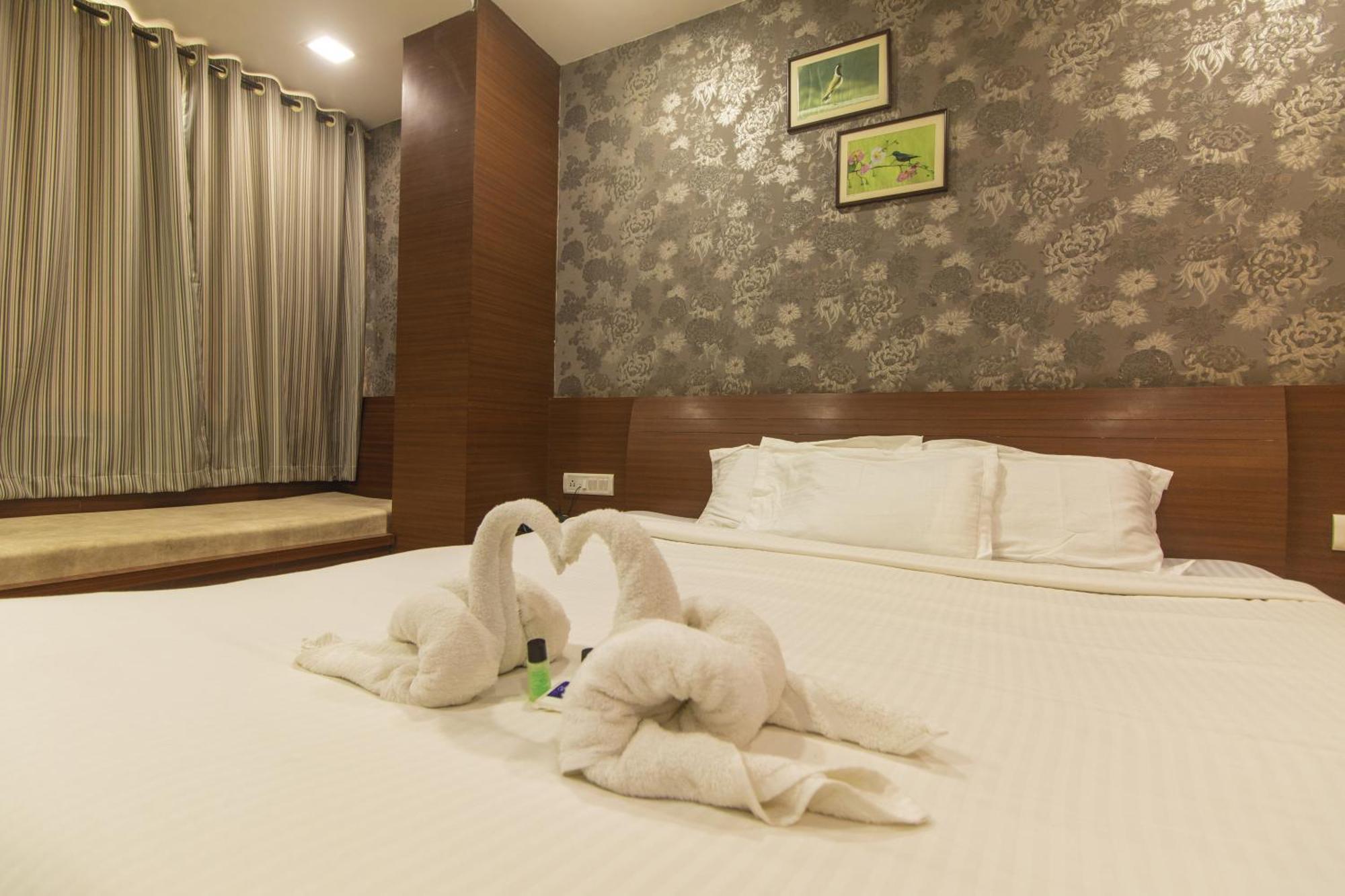 Wow Stayz2 Misty Meadows Pachmarhi Exterior photo