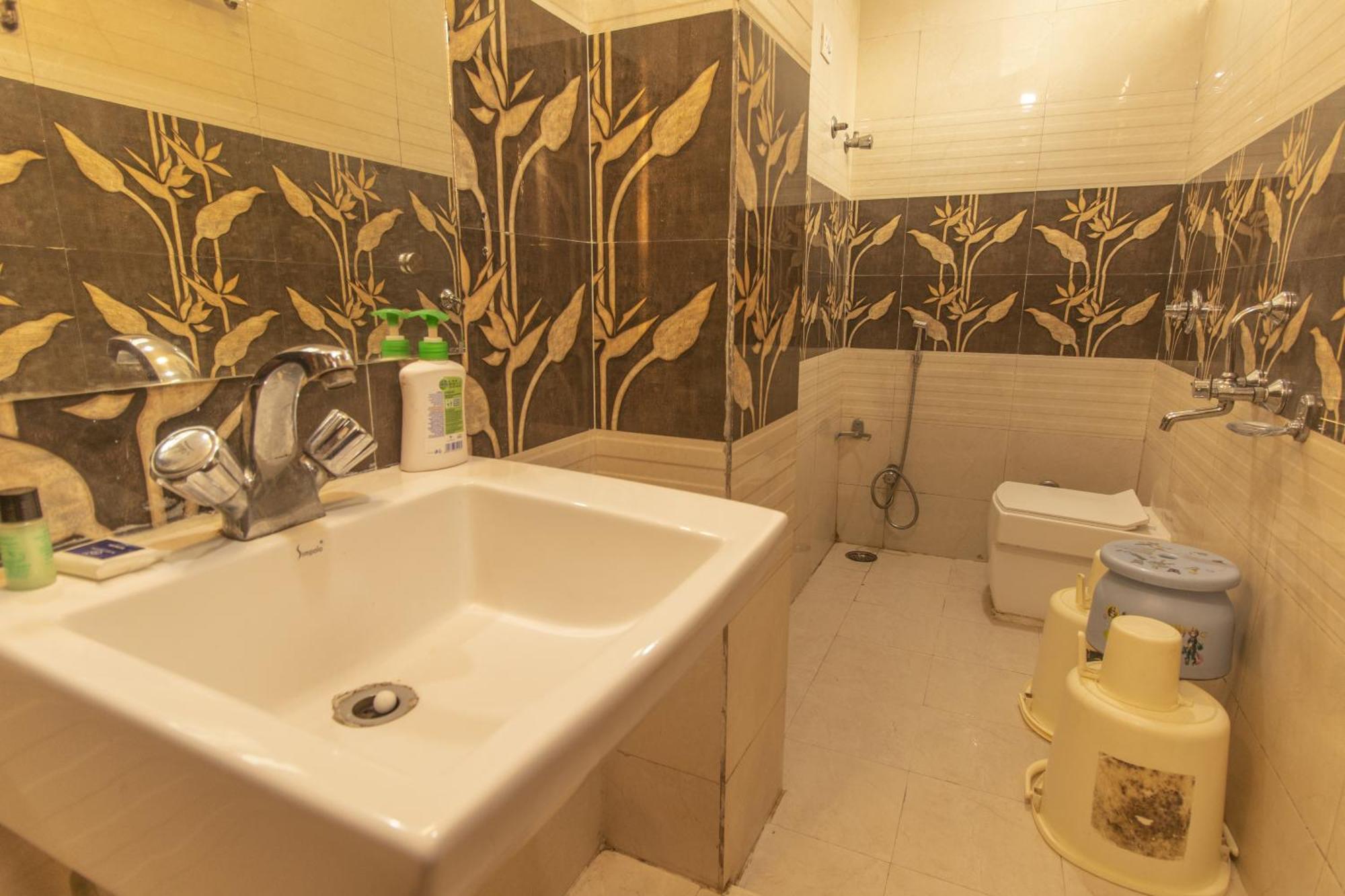 Wow Stayz2 Misty Meadows Pachmarhi Exterior photo